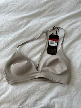 SKIMS x NIKE Soft Seamless Bralette in Light Taupe